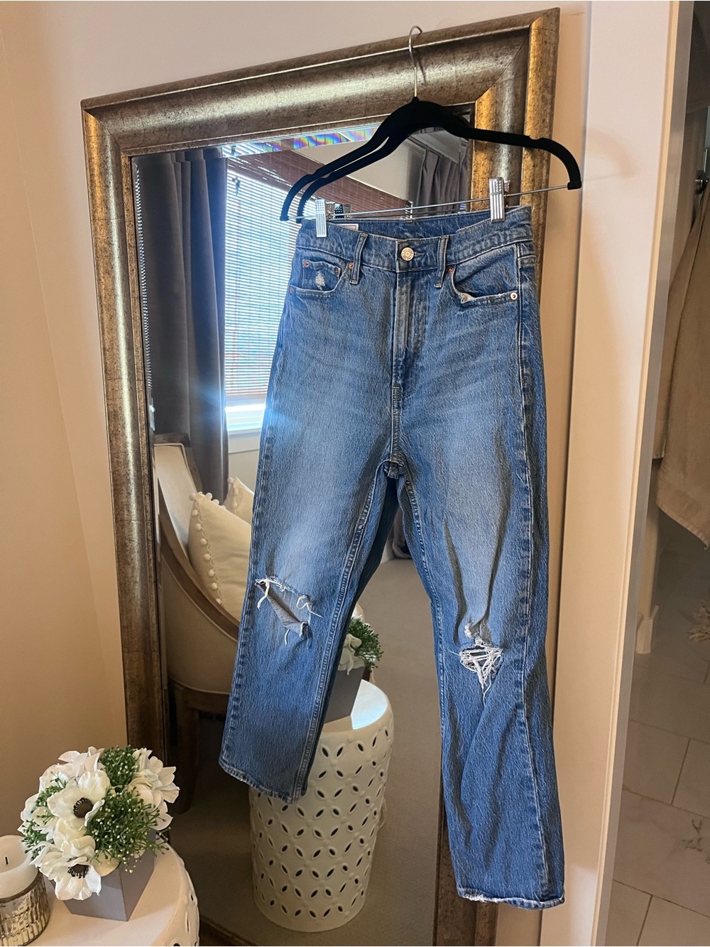 GAP cheeky straight sky high Distressed Women’s Jeans